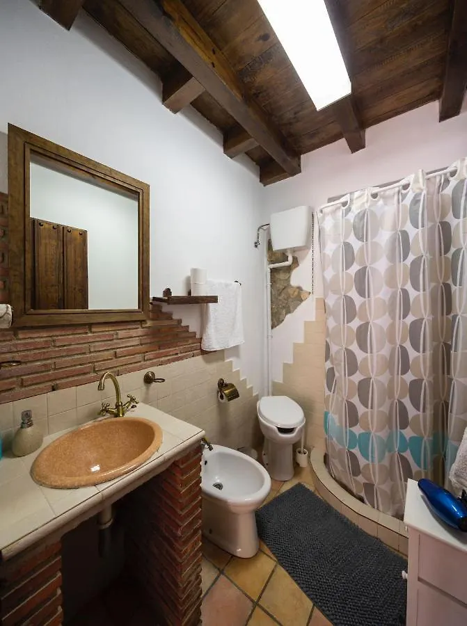 La Pedriza Del Serval Montefrío